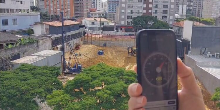 Câmara de SP altera projeto da prefeitura para livrar locais de culto religioso de multa por barulho