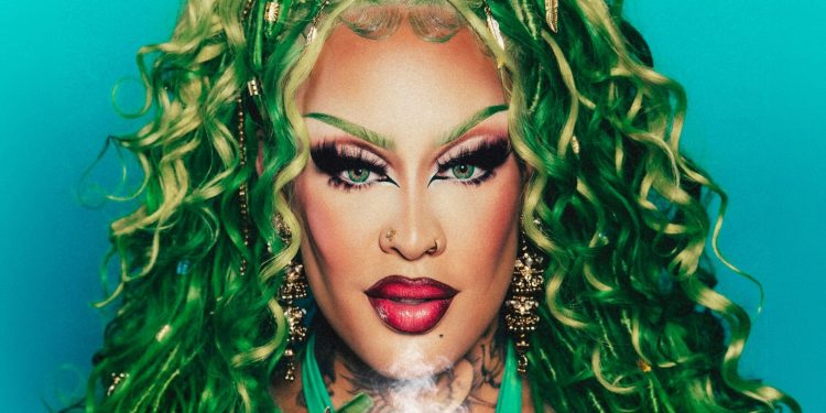 Celebrando 10 anos de carreira, Gloria Groove fala sobre 'furar a bolha' LGBTQIA+ e diz que sucesso vem de 'seguir o coração'